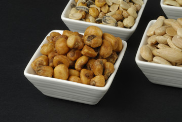 Maices, Snack, aperitivo, frutos secos, negro, fondo, cuenco,