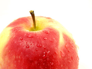 Pomme et gouttes d'eau