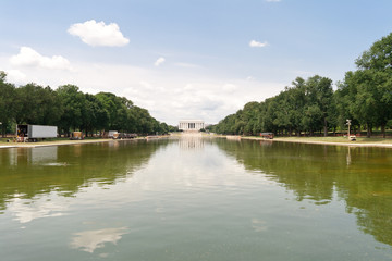 Fototapeta na wymiar Reflecting Pool Lincoln Memorial Washington DC