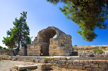 Fototapeta na wymiar Ruins of temple in Corinth, Greece