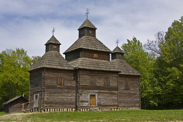 Fototapeta na wymiar Wooden church, Ukraine