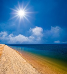 Fototapeta premium quiet sea by a sunny day