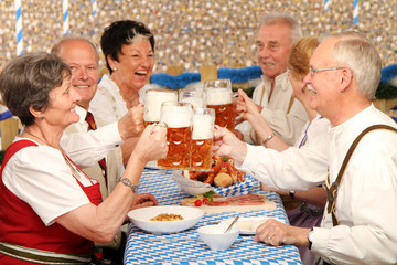 Senioren auf dem Oktoberfest