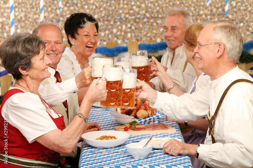 Oktoberfest Spiele Ideen Senioren