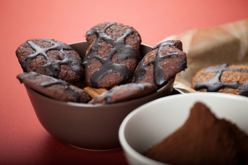 A plate of chocolate cookies