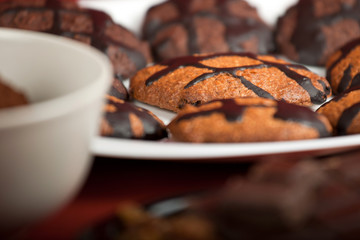 A plate of chocolate cookies