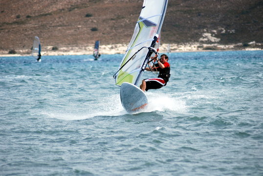 windsurfing  on the move