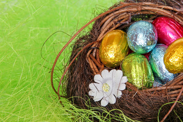 Schokoladeneier im Nest