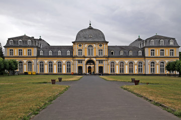 Fototapeta na wymiar Poppelsdorf Pałac Bonn II