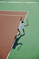 Gordijnen young man play tennis © .shock