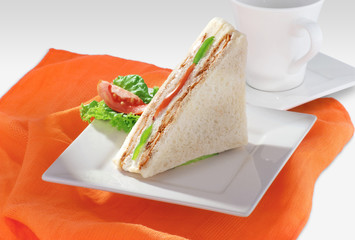 Vege & Chicken Sandwich