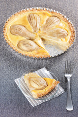 Pear tart