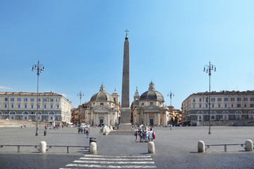 Fototapeta na wymiar Piazza del Popolo, Santa Maria dei Miracoli circular