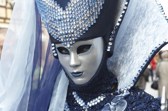 carnaval v&eacute;nitien de rosheim en alsace