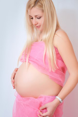 Fototapeta na wymiar pregnant blond woman