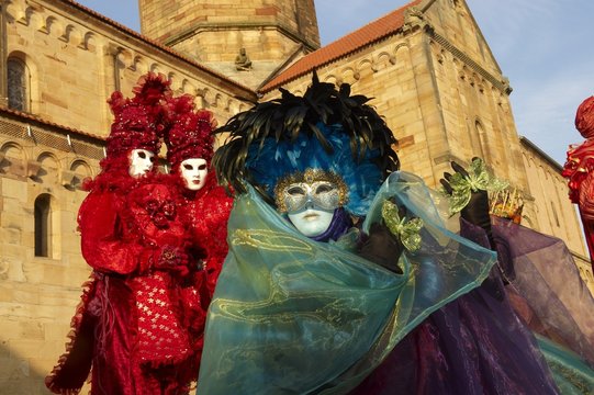 carnaval v&eacute;nitien de rosheim en alsace