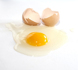 oeuf cru