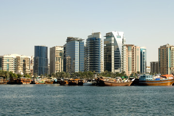 Fototapeta premium Modern Buildings, Dubai, United Arab Emirates