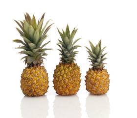 3 ananas