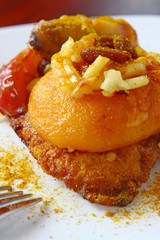 schnitzel mit früchte