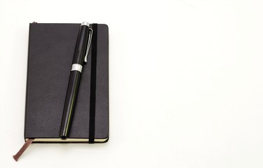 Notizbuch mit Füller