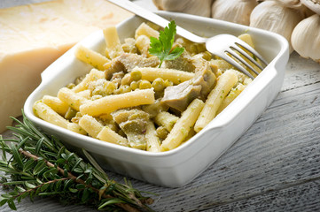 pasta with artichoke and peas