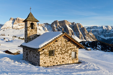 Bergkapelle in den Dolomiten