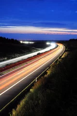 Fotobehang Snelweg bij nacht nachtverkeer op snelweg