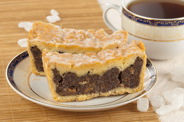 Poppy-seed cake