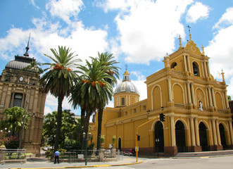Fototapeta premium Bazylika San Francisco w San Miguel de Tucuman w Argentynie