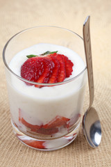 Rice pudding with strawberries