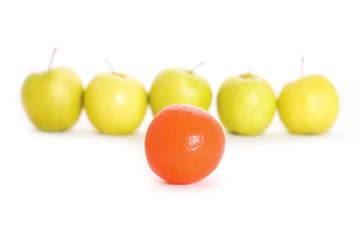 orange and line of green apple