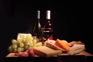 Deurstickers kaas, wijn en brood © iMAGINE