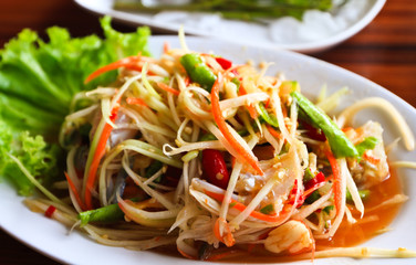 Green papaya salad
