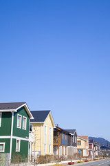 カラフルな住宅地