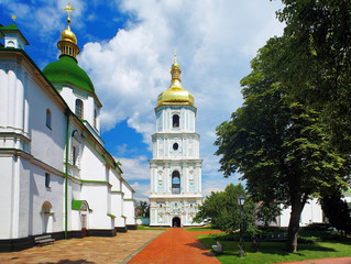 Fototapeta na wymiar Dzwonnica św Zofii w Kijowie, Ukraina