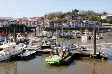 Fototapeta na wymiar port de pêche7