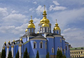 Fototapeta na wymiar Kiev, Ukraine, Mihaylovskiy cathedral