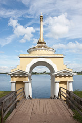 Архиерейская пристань монастыря Нилова пустынь на Селигере.