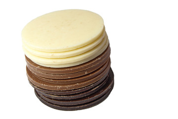 Palets de chocolat noir, blanc, au lait, détourés