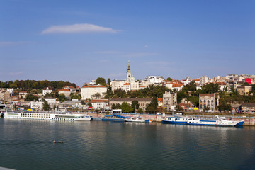 Fototapeta na wymiar Belgrad, stolica Serbii, widok od rzeki Sawy