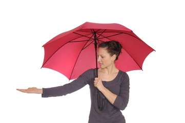 junge frau mit regenschirm