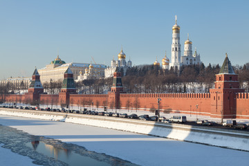 Obraz premium Вид на набережную Московского Кремля.