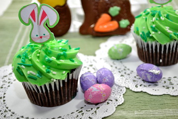 Green Easter Cupcakes