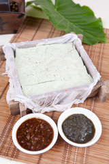 tofu receive favors sweet sauce