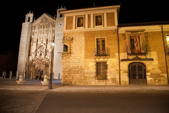 Pimentel Palace and San Pablo Church at night, Valladolid