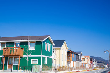 カラフルな住宅地