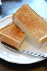 トーストパン