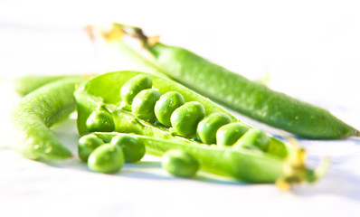 peas on white