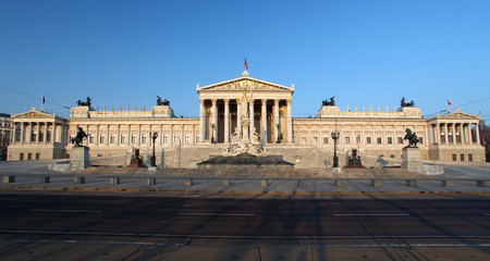 Obraz premium Austrian Parliament in Vienna